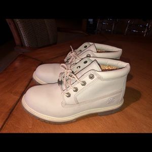 Timberland Women’s Nellie Waterproof Chukka Boots